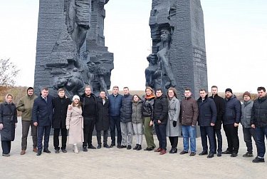Молодые парламентарии в ЛНР